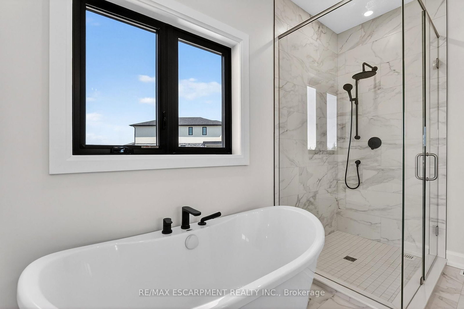 6192 Curlin Crescent • Niagara Falls, ON photo 32