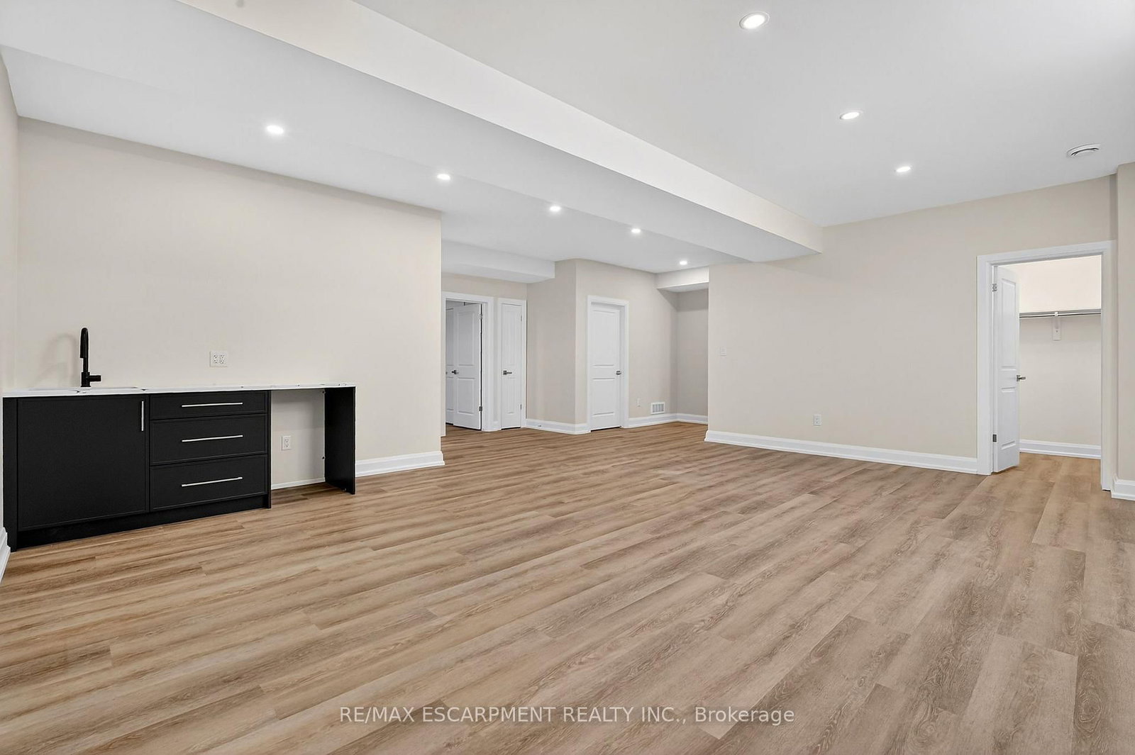 6192 Curlin Crescent • Niagara Falls, ON photo 37