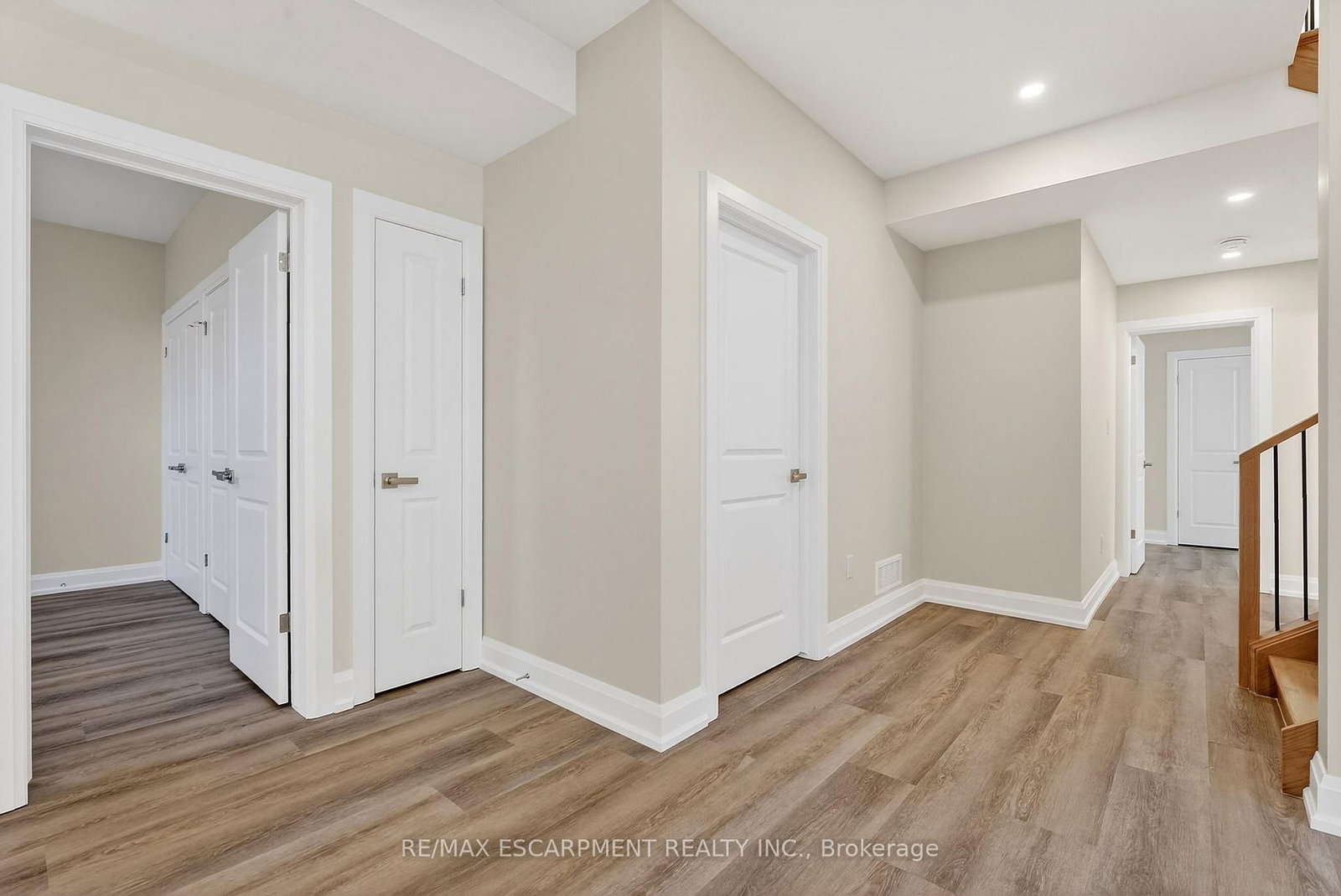 6192 Curlin Crescent • Niagara Falls, ON photo 39