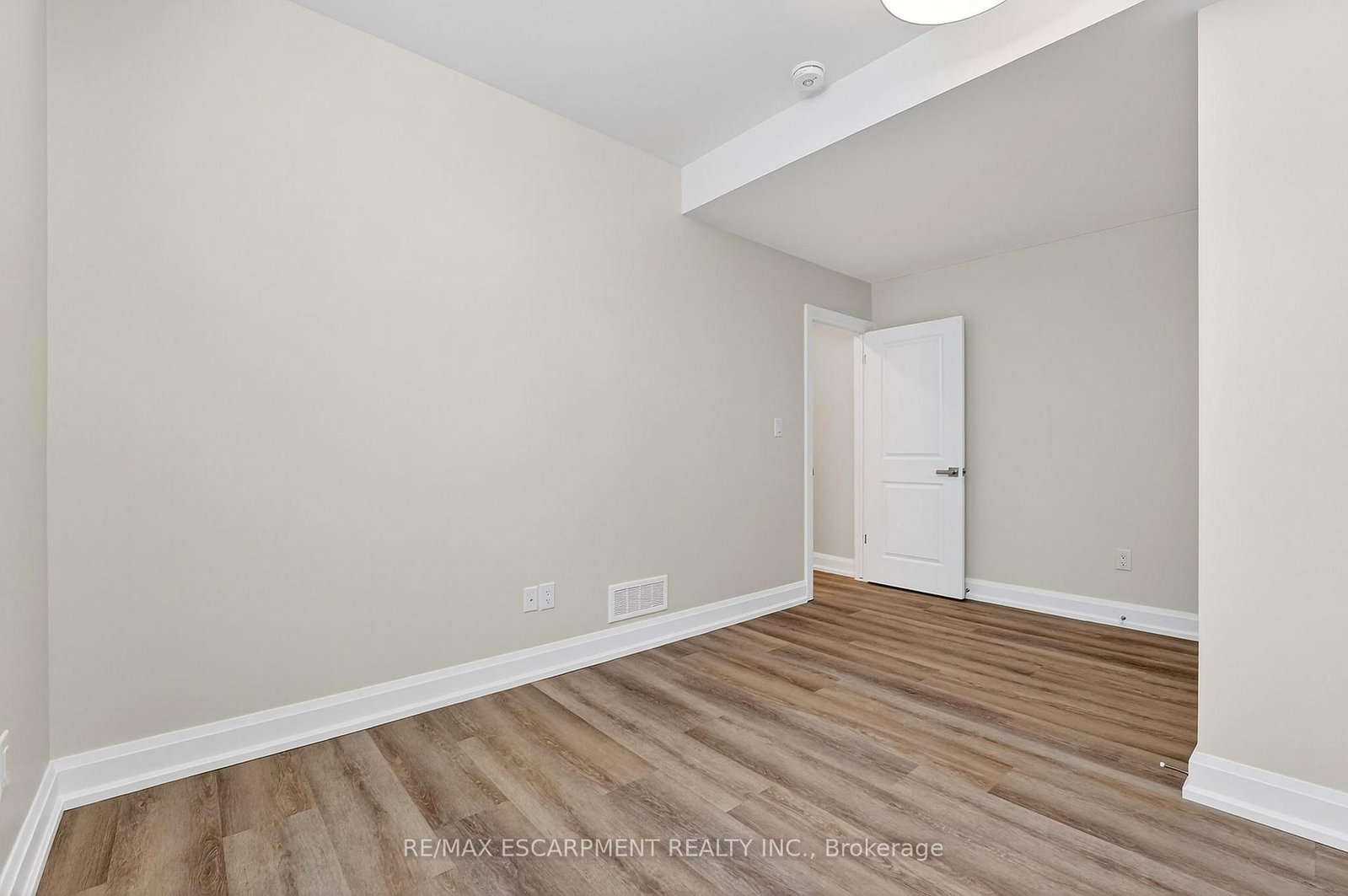 6192 Curlin Crescent • Niagara Falls, ON photo 44