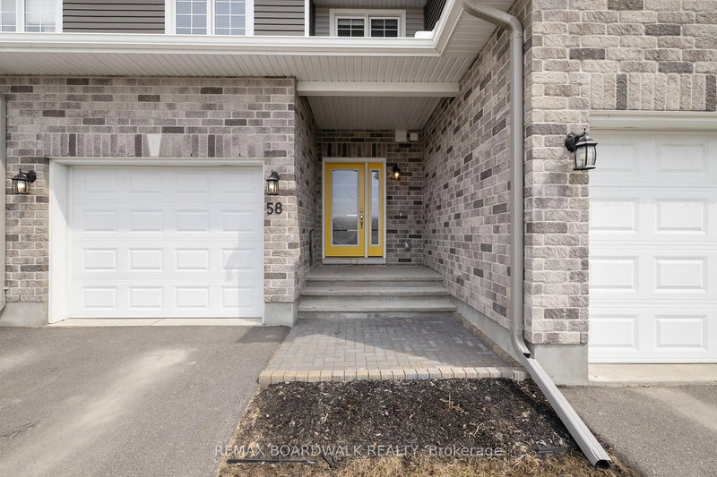58 Vimy Ridge Cres, Arnprior, K7S 0H7 | Image 2