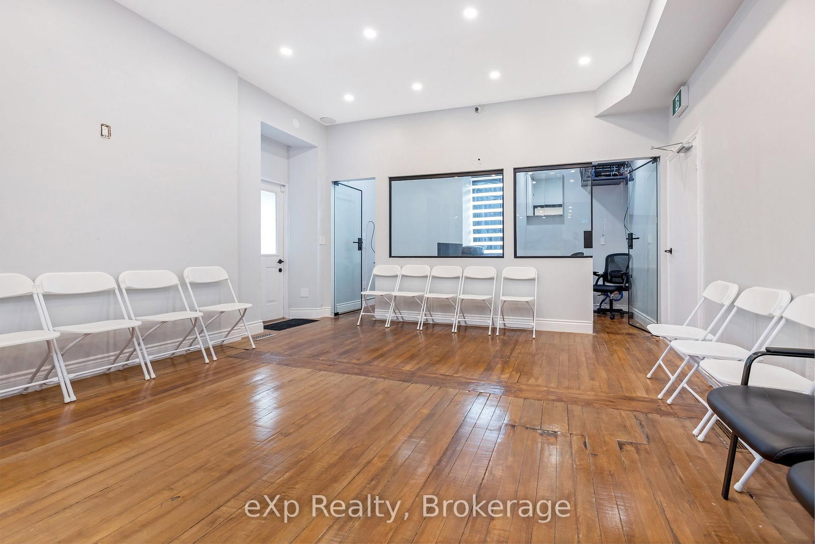 B-132 Main Street S - Photo 5