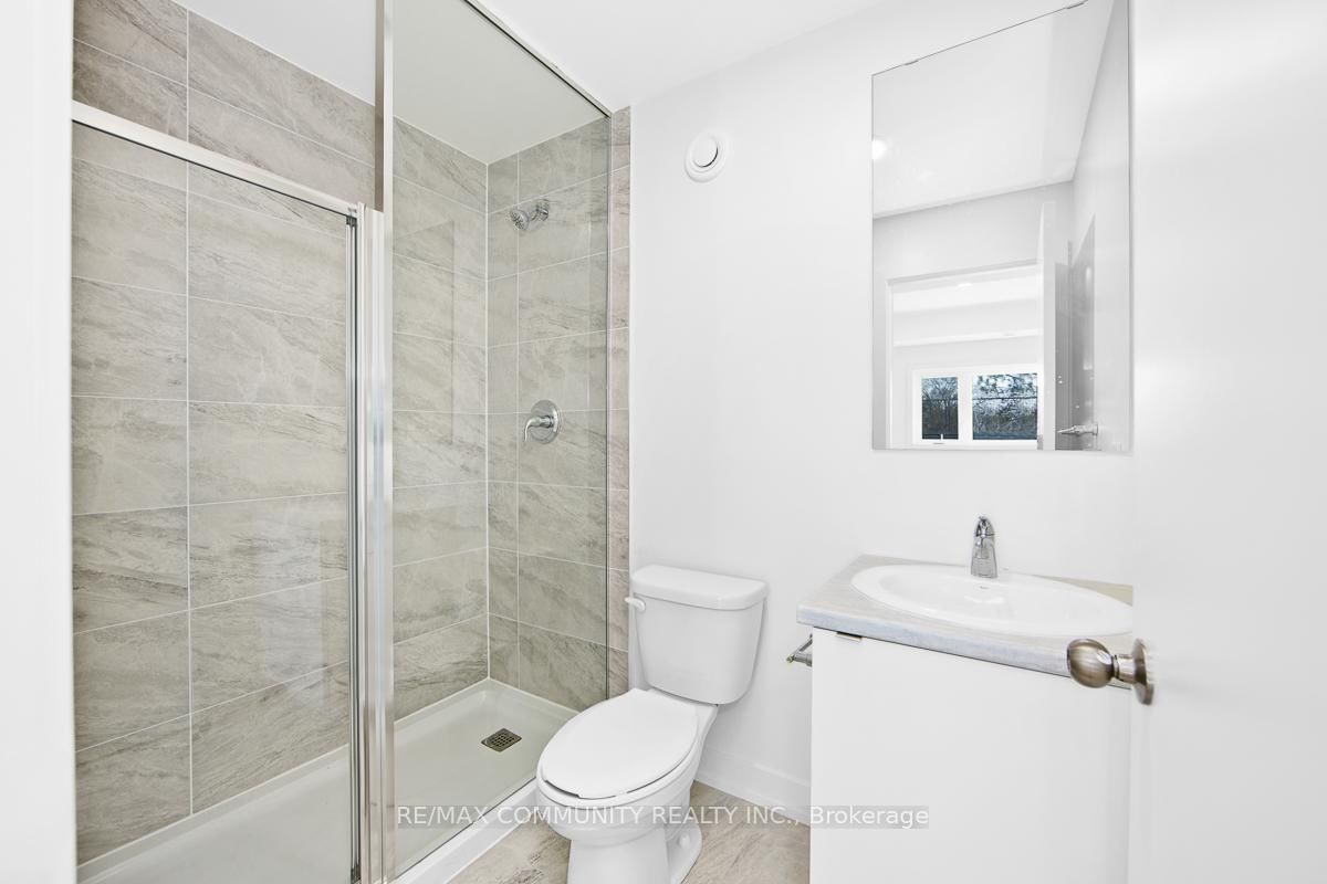 16 Melbourne Avenue, Unit 105B - Photo 13