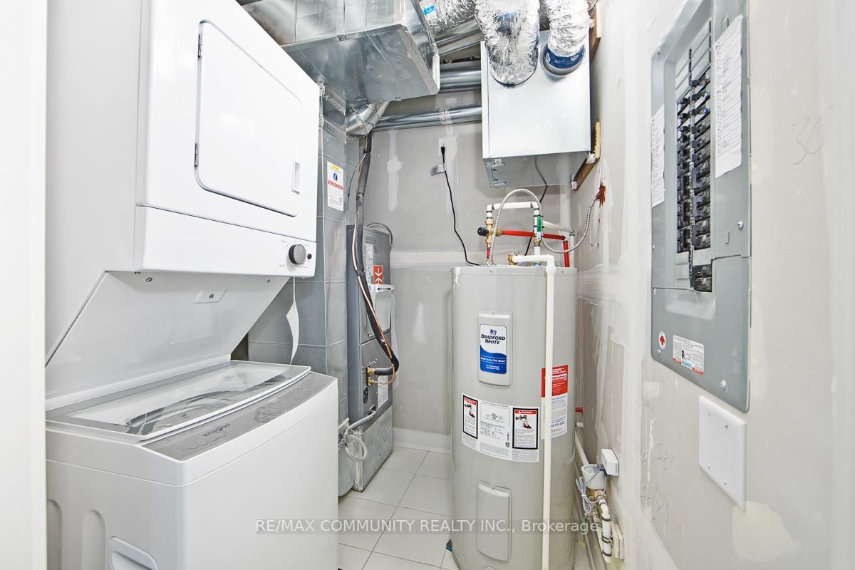 16 Melbourne Avenue, Unit 105B - Photo 17