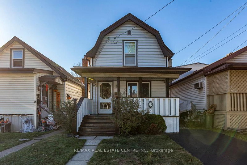 23 Frederick Ave, Hamilton, L8H 4K1 | Image 2