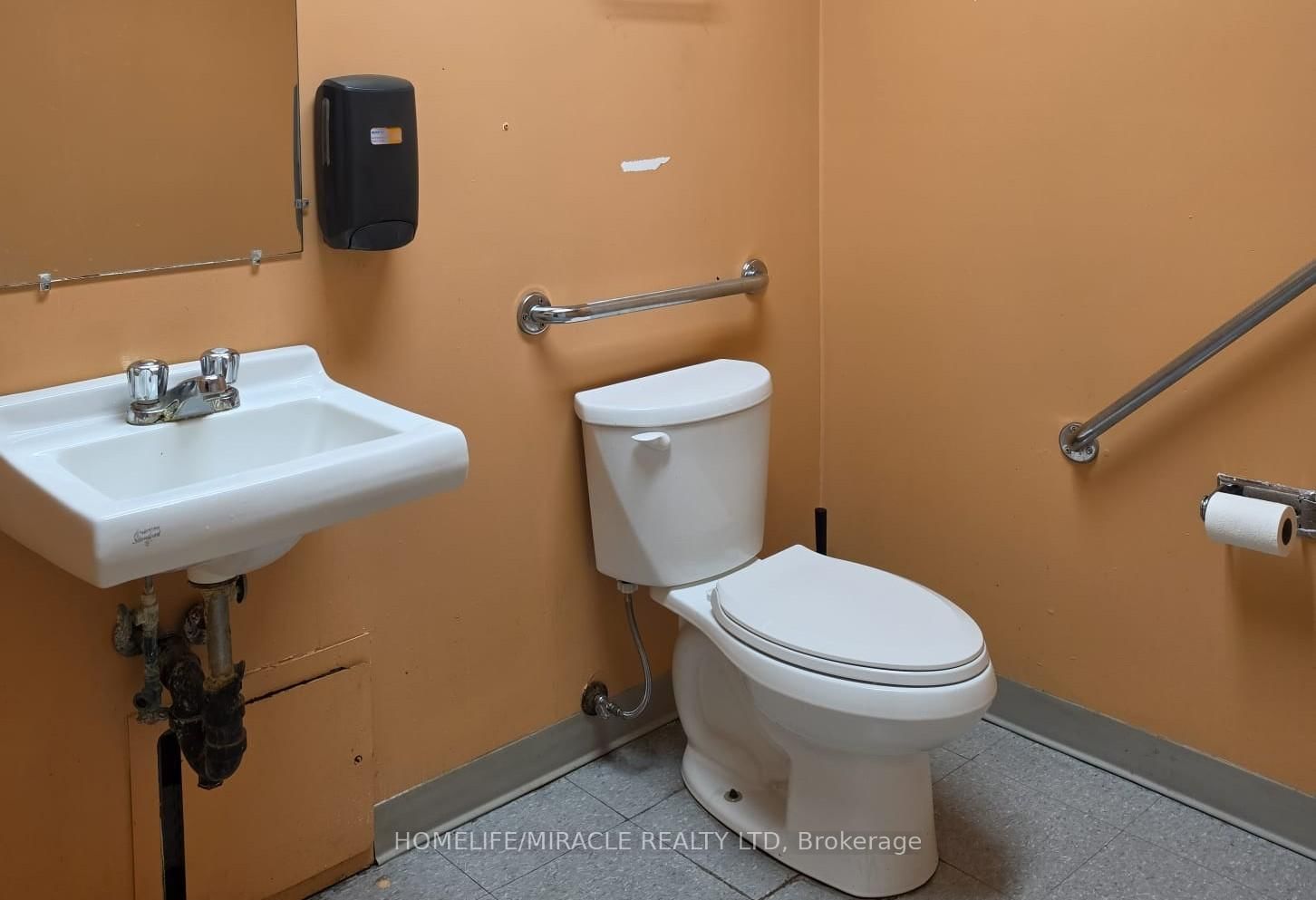 120 Thames Street N, Unit #6B