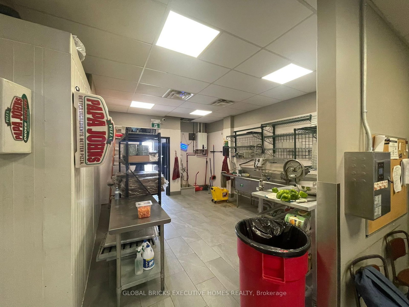 1060 Ontario Street - Photo 13