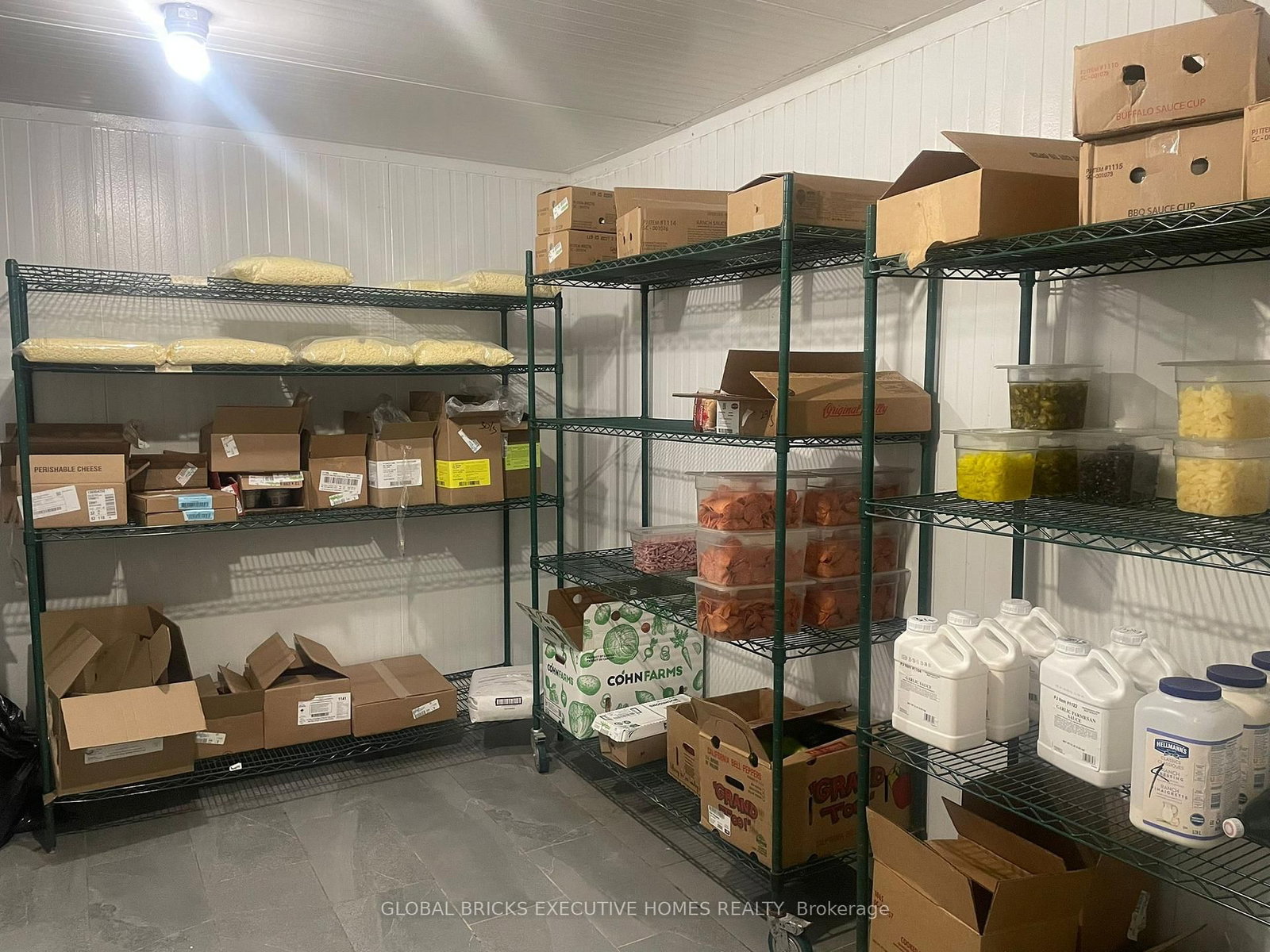 1060 Ontario Street - Photo 15