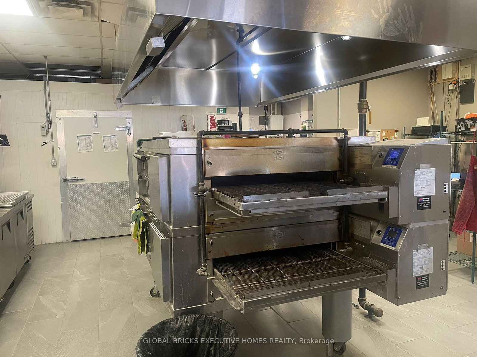 1060 Ontario Street - Photo 17