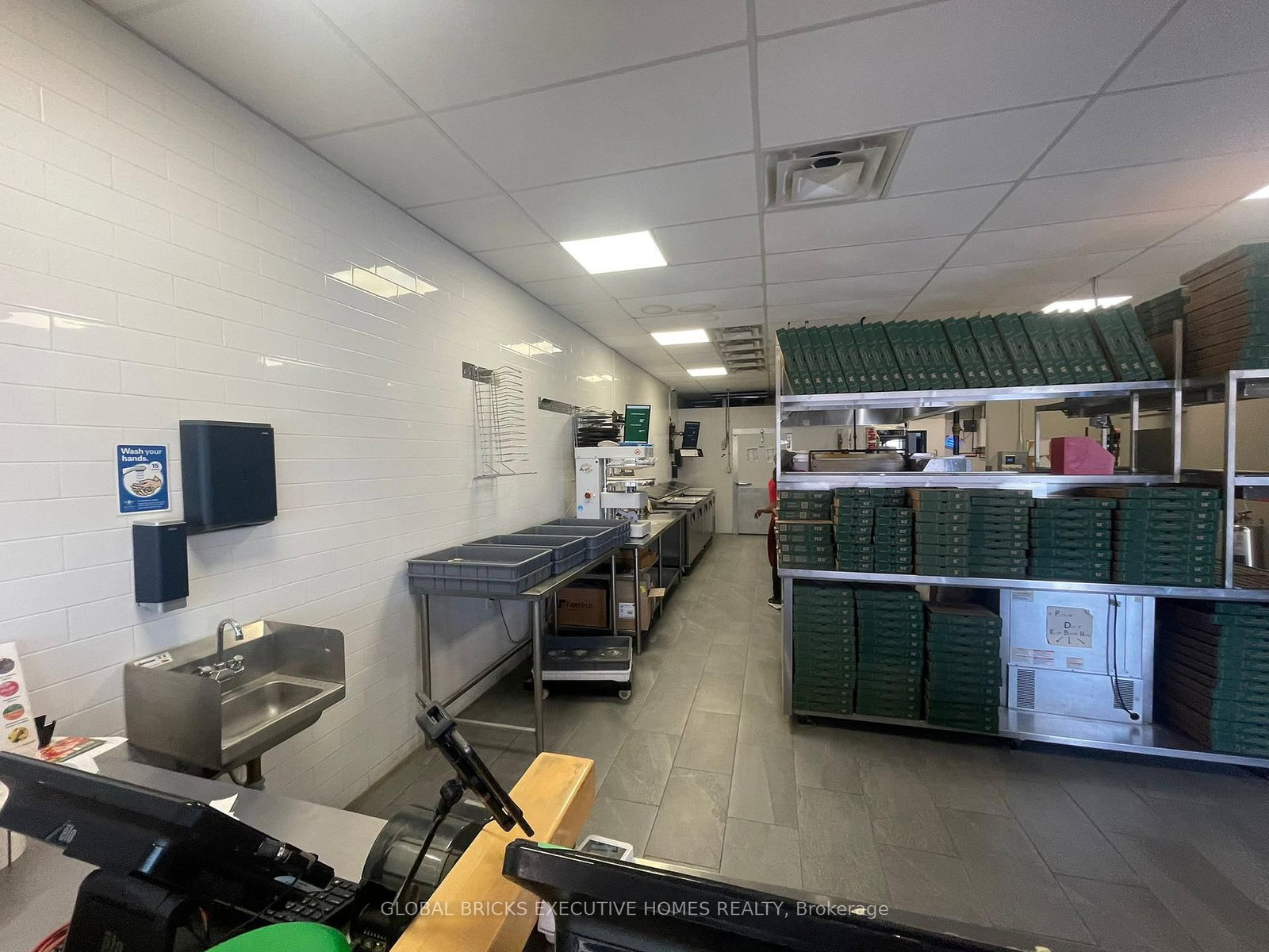 1060 Ontario Street - Photo 7