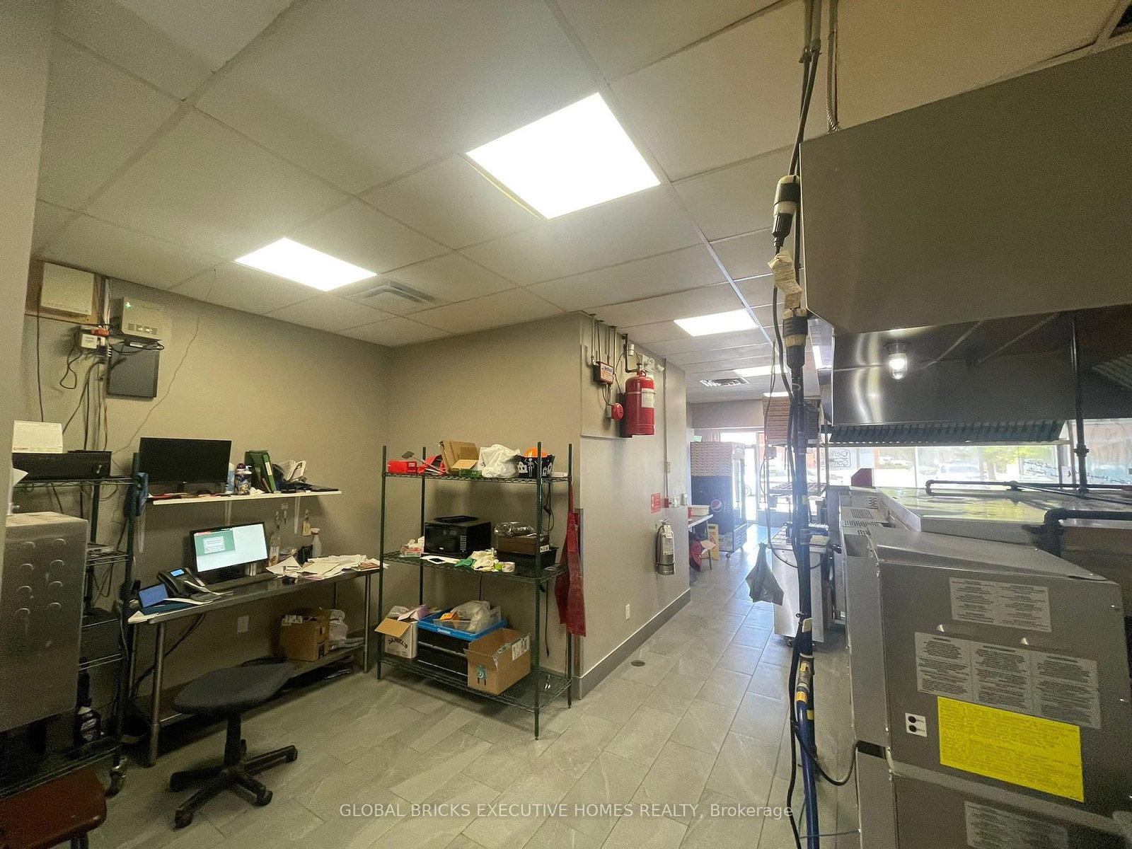 1060 Ontario Street - Photo 8