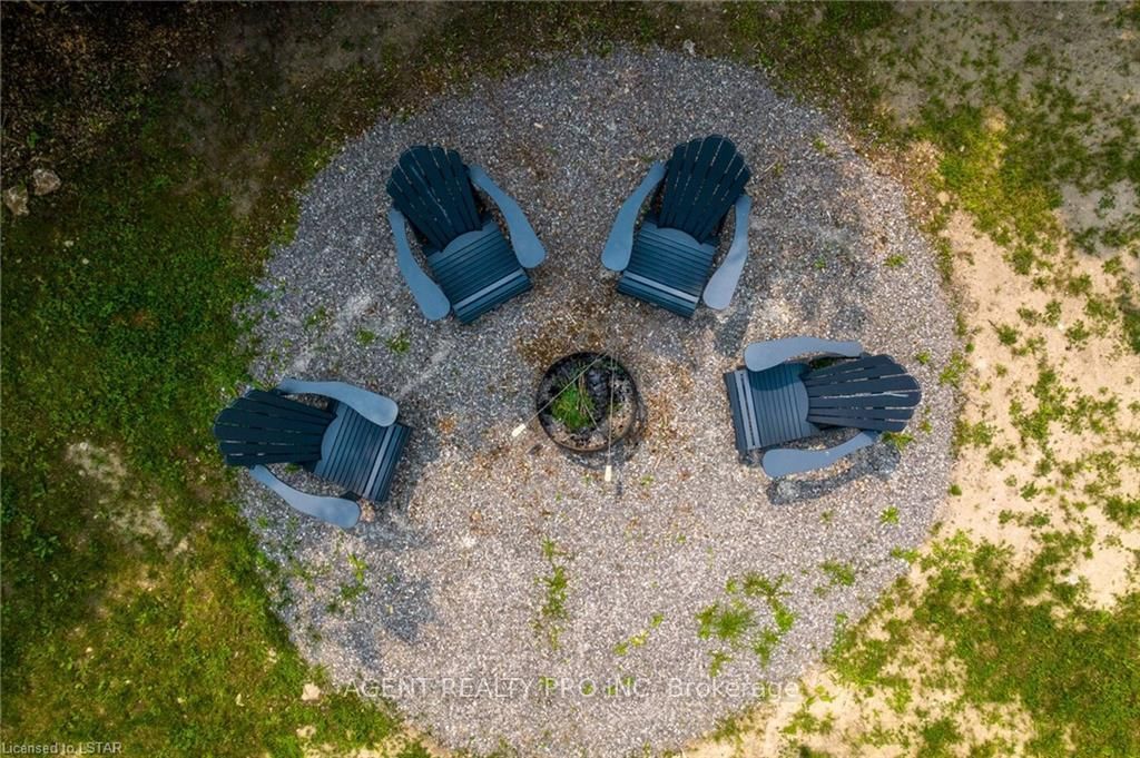 21 Oriole Road - Photo 45