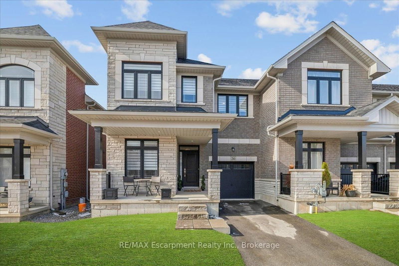 20 Granite Ridge Tr, Hamilton, Ontario