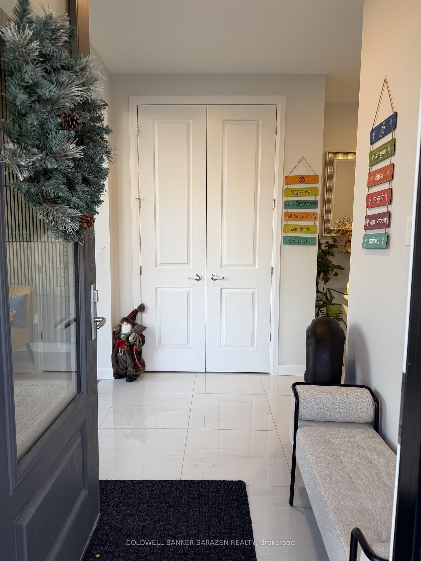 523 Anchor Circle W - Photo 4