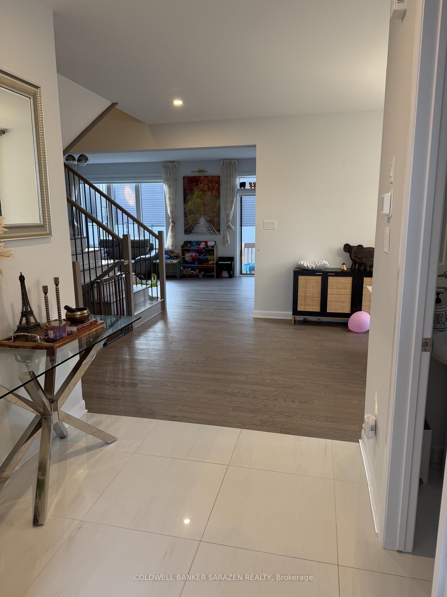 523 Anchor Circle W - Photo 8