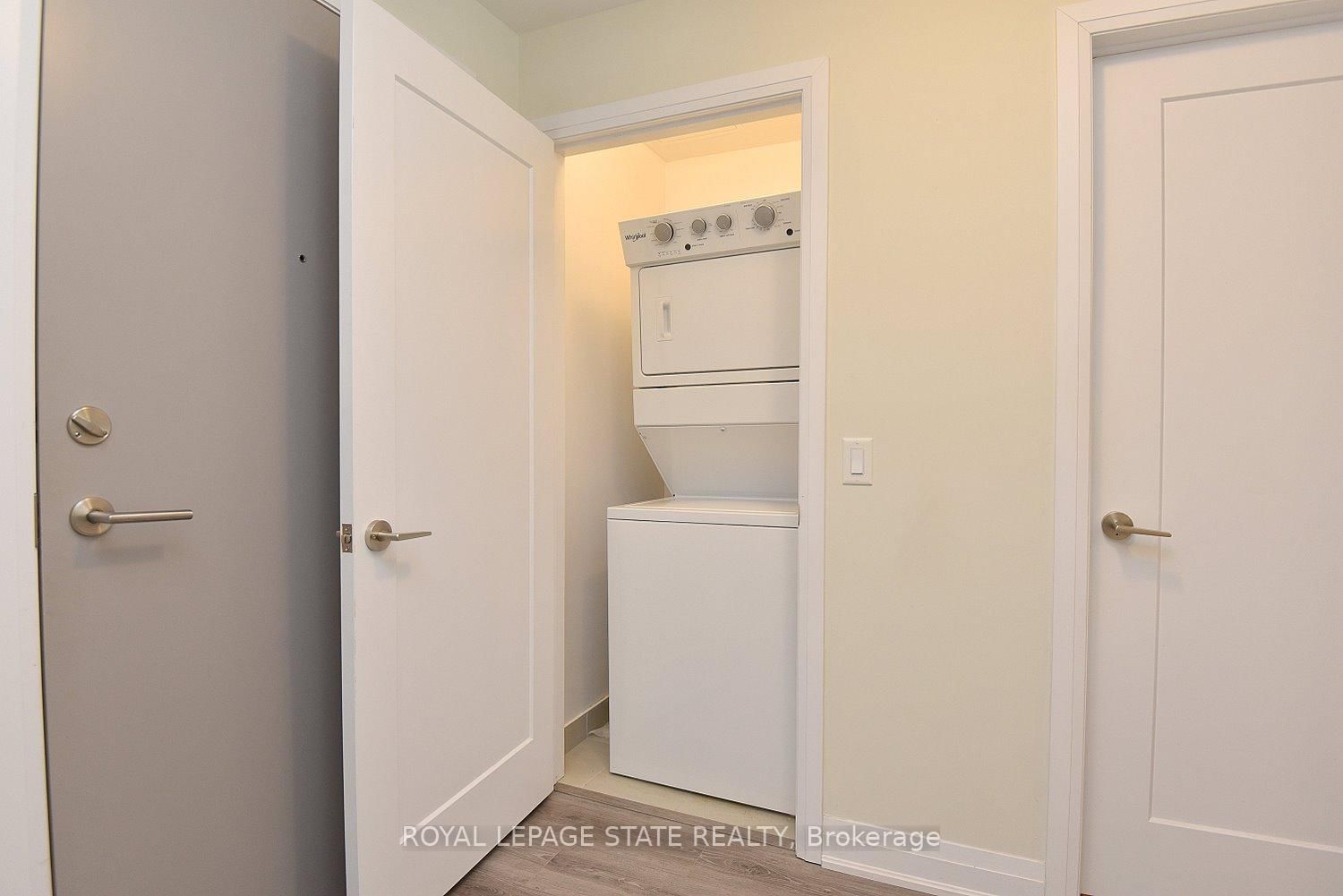 16 Concord Place • #145 • Grimsby, ON photo 21