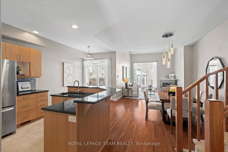 319 Kingbrook Dr, Ottawa, K2M 0G1 | Image 3