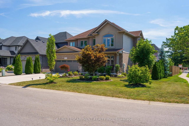 8952 BLACK FOREST Crescent