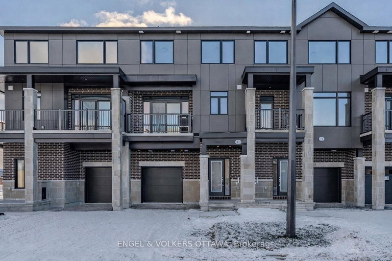 home for lease on 802 Anciano Crescent