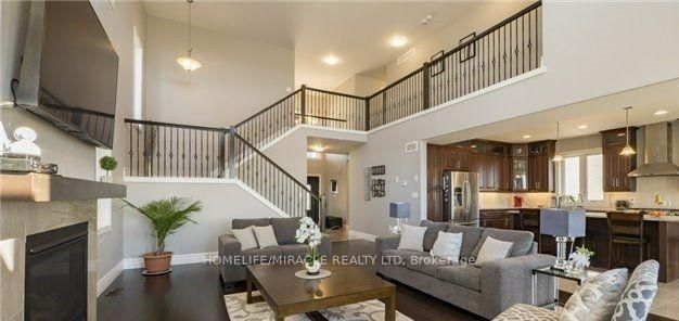 1119 Vincent Crescent