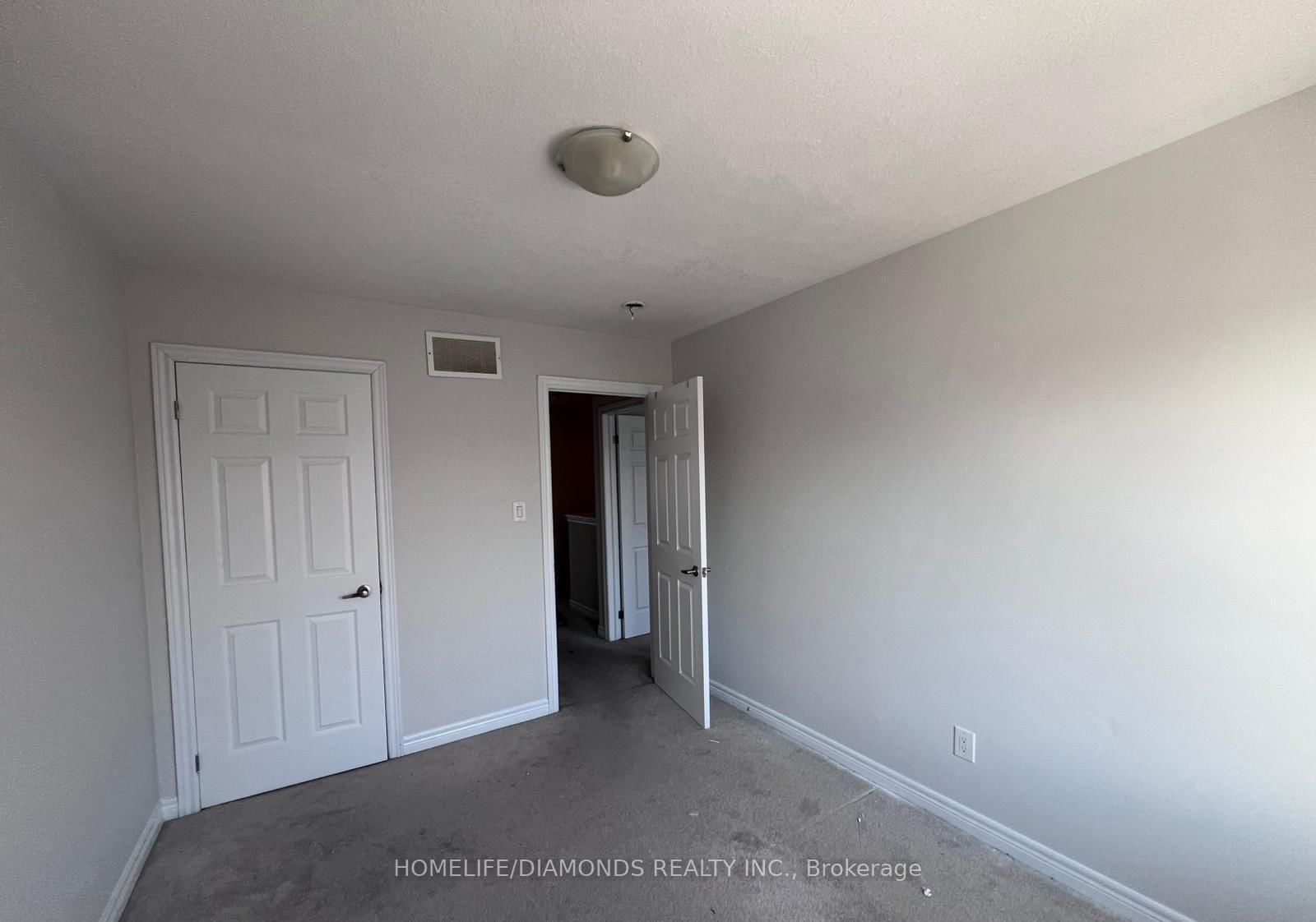 470 LINDEN Drive, Unit 29 - Photo 13