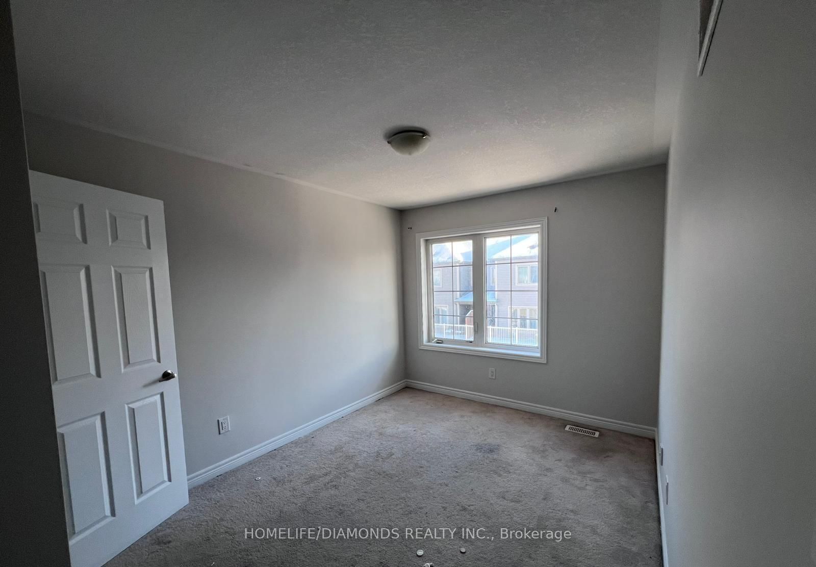 470 LINDEN Drive, Unit 29 - Photo 17