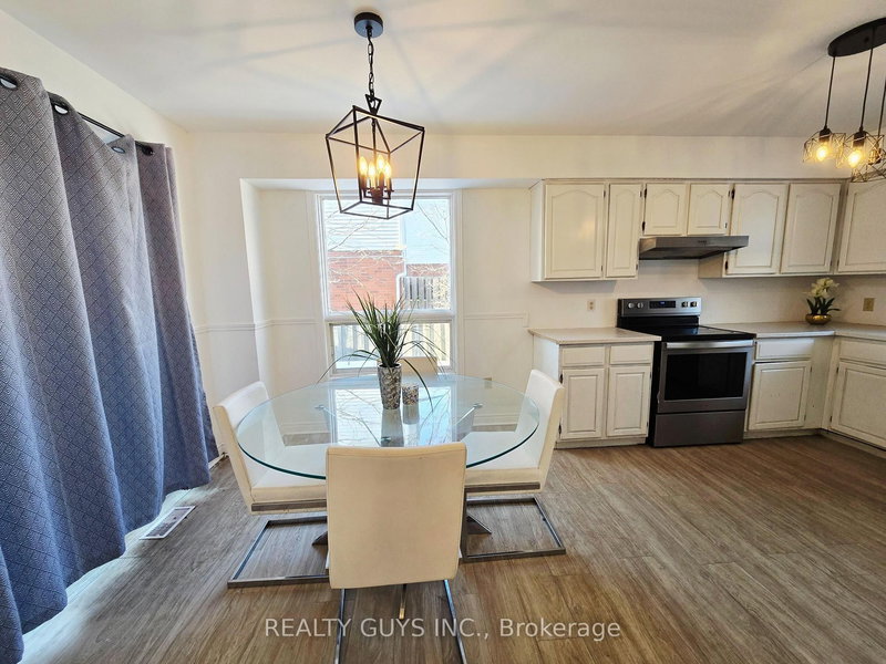 542 Westman Ave, Peterborough, K9K 2E6 | Image 3