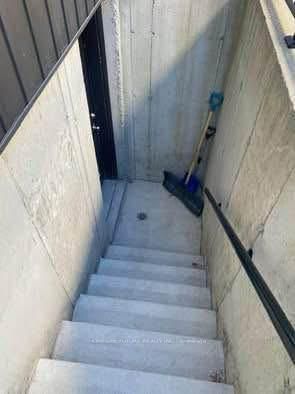 BSMT - 25 Wilkerson St, Thorold, L2V 0G4 | Image 3