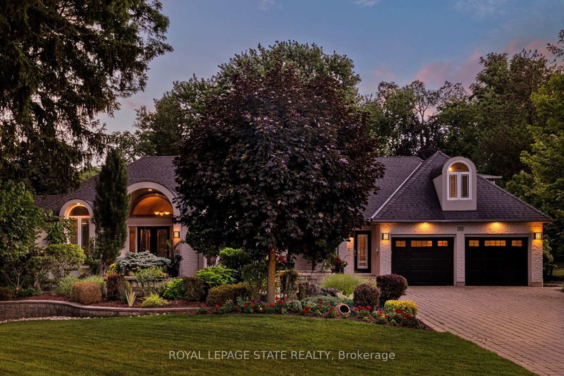 34 Harrington Pl, Hamilton, L9G 4Z2 | Image 3