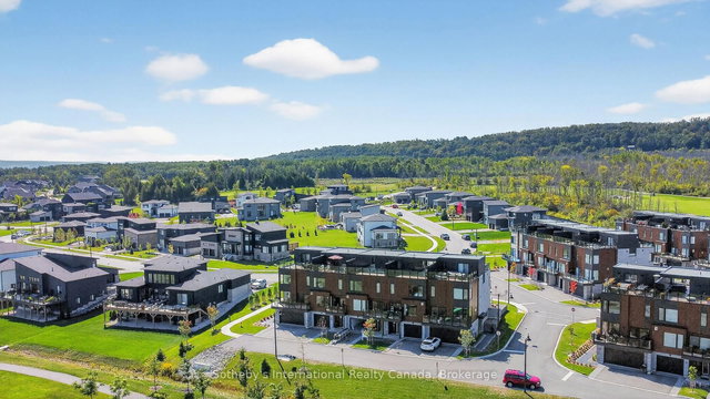 32 - 117 Sladden Court