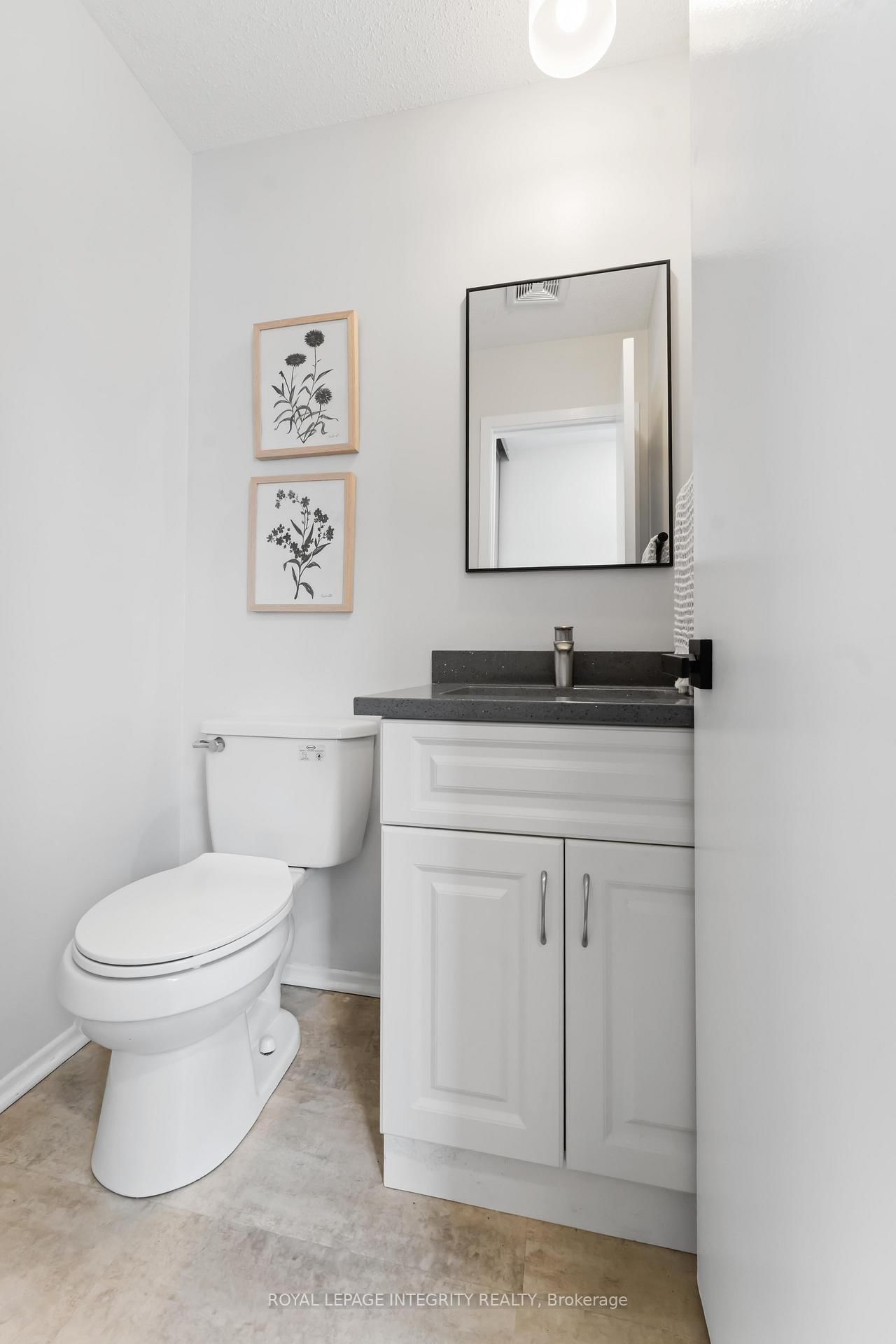 1585 Heron Road, Unit 19 - Photo 10