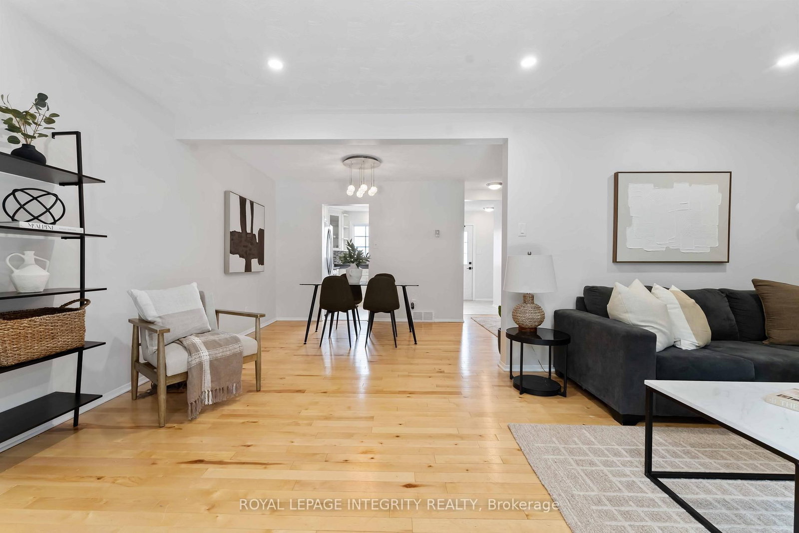 1585 Heron Road, Unit 19 - Photo 4