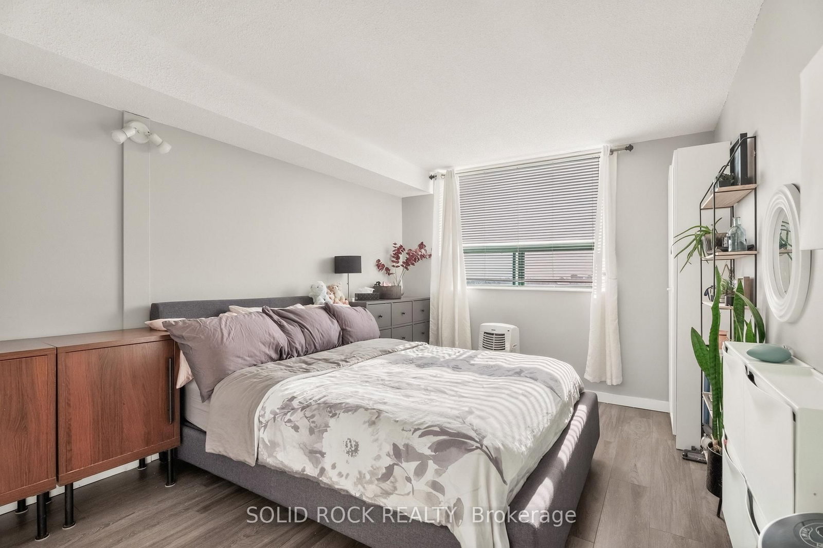 1440 Heron Road, Unit 901 - Photo 20