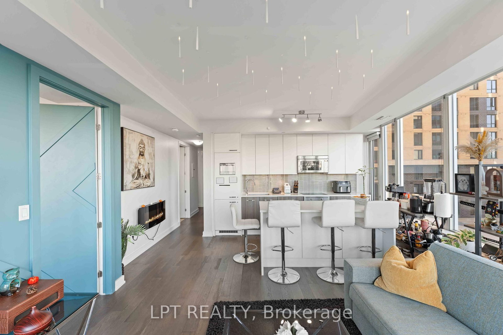 111 Champagne Avenue S, Unit 307 - Photo 18