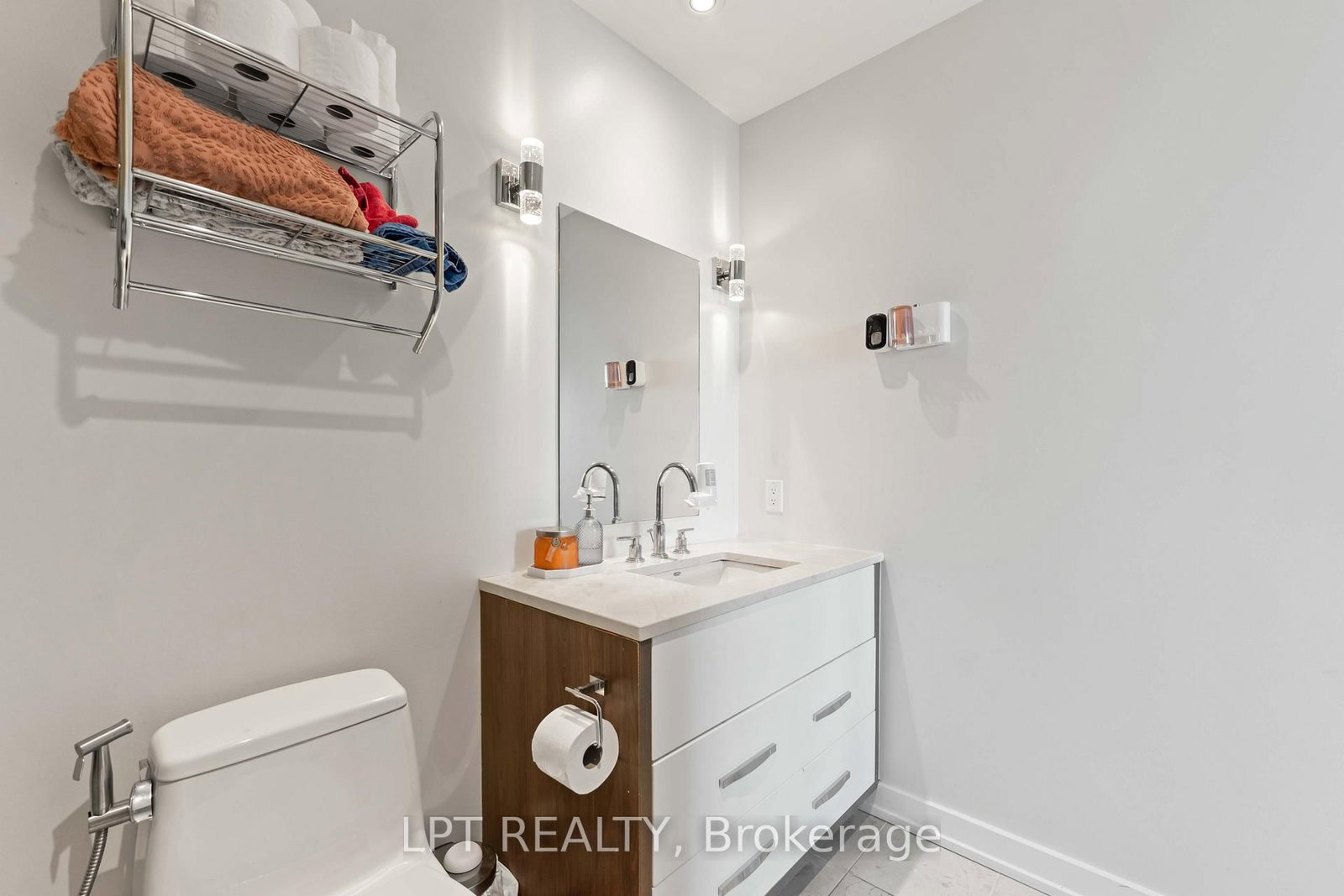 111 Champagne Avenue S, Unit 307 - Photo 25