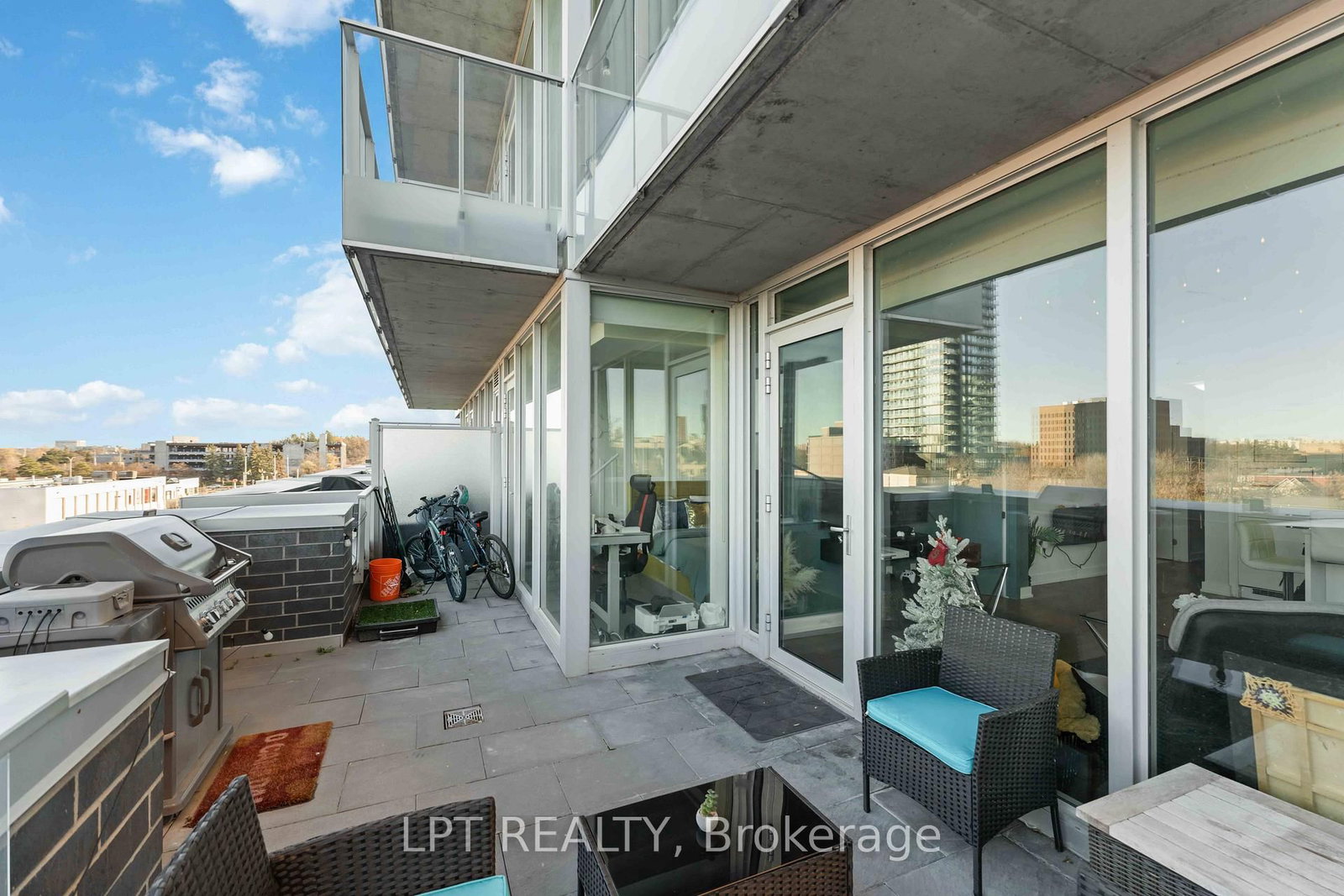 111 Champagne Avenue S, Unit 307 - Photo 34
