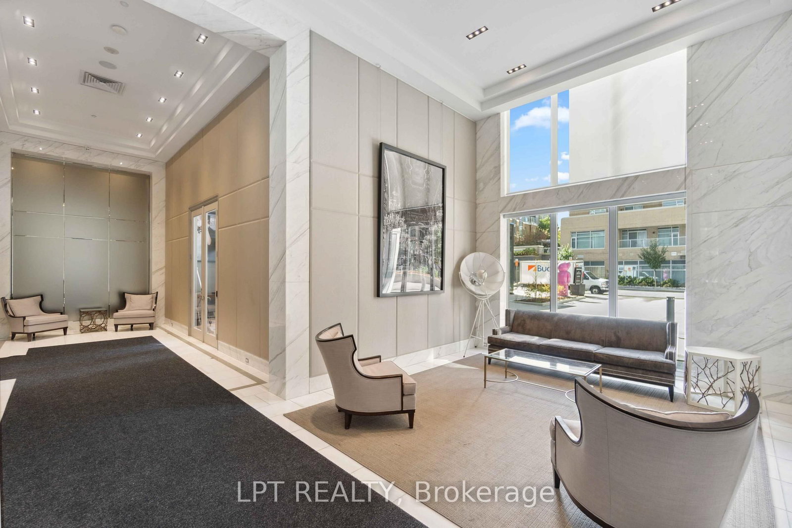 111 Champagne Avenue S, Unit 307 - Photo 41