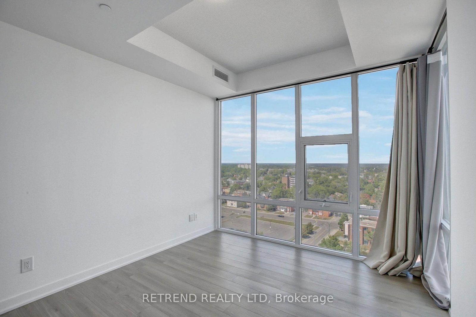 85 Duke Street W, Unit 1504 - Photo 27