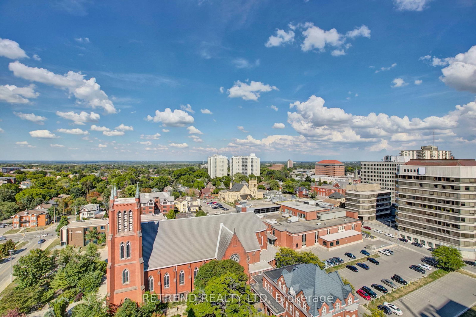 85 Duke Street W, Unit 1504 - Photo 32