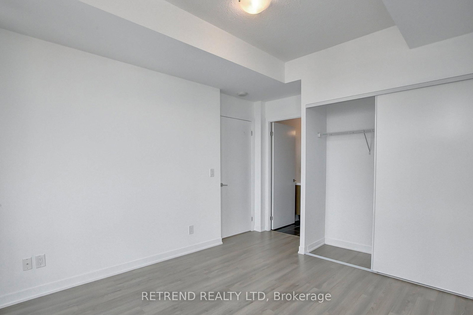 85 DUKE Street W, Unit 1504 - Photo 21