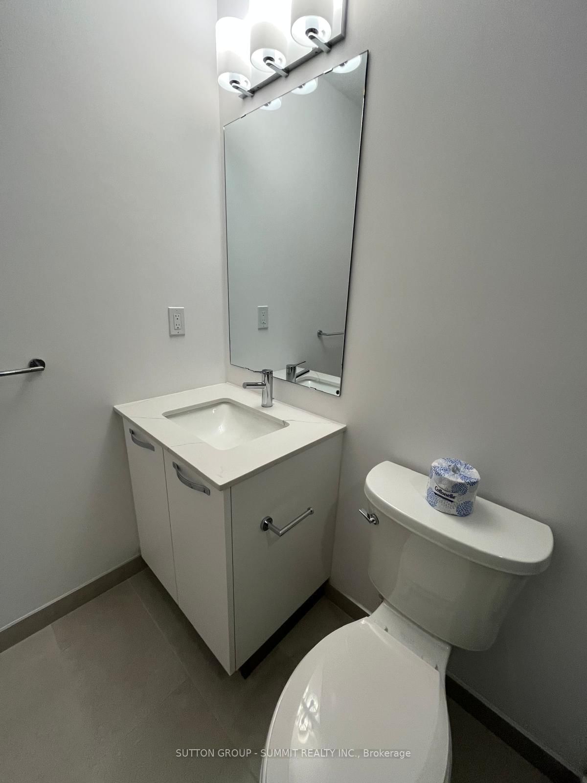 75 James Street S, Unit 419 - Photo 11