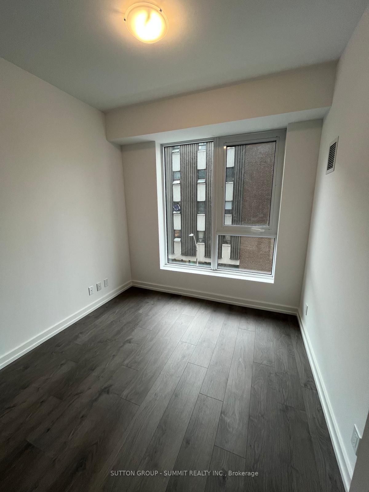 75 James Street S, Unit 419 - Photo 6