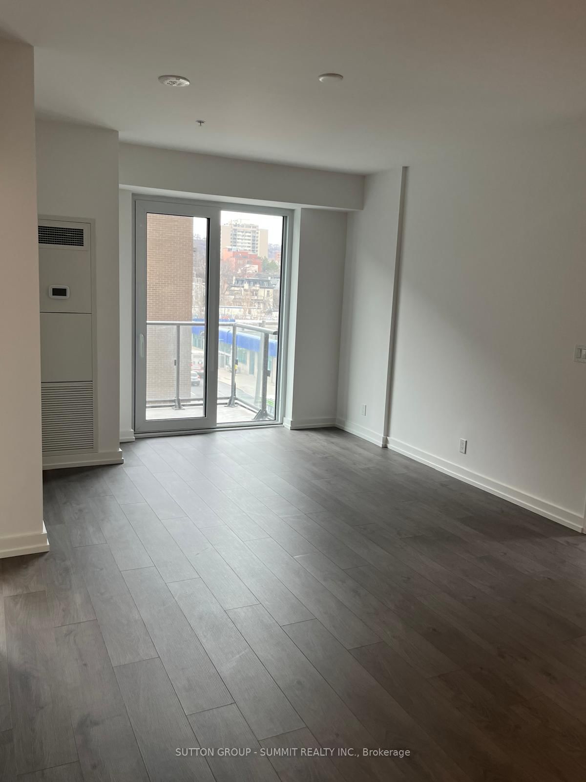 75 James Street S, Unit 419 - Photo 7