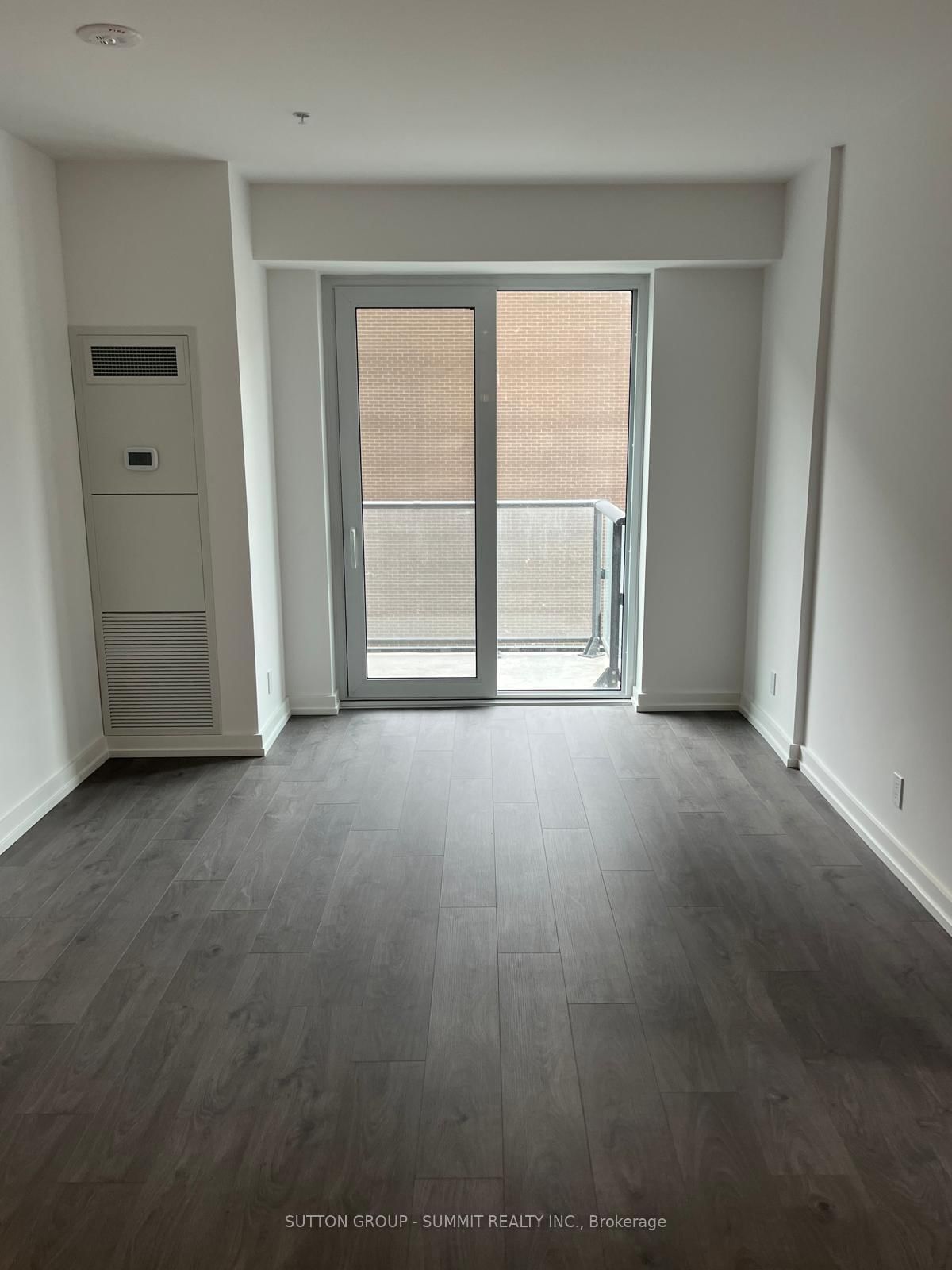 75 James Street S, Unit 419 - Photo 8