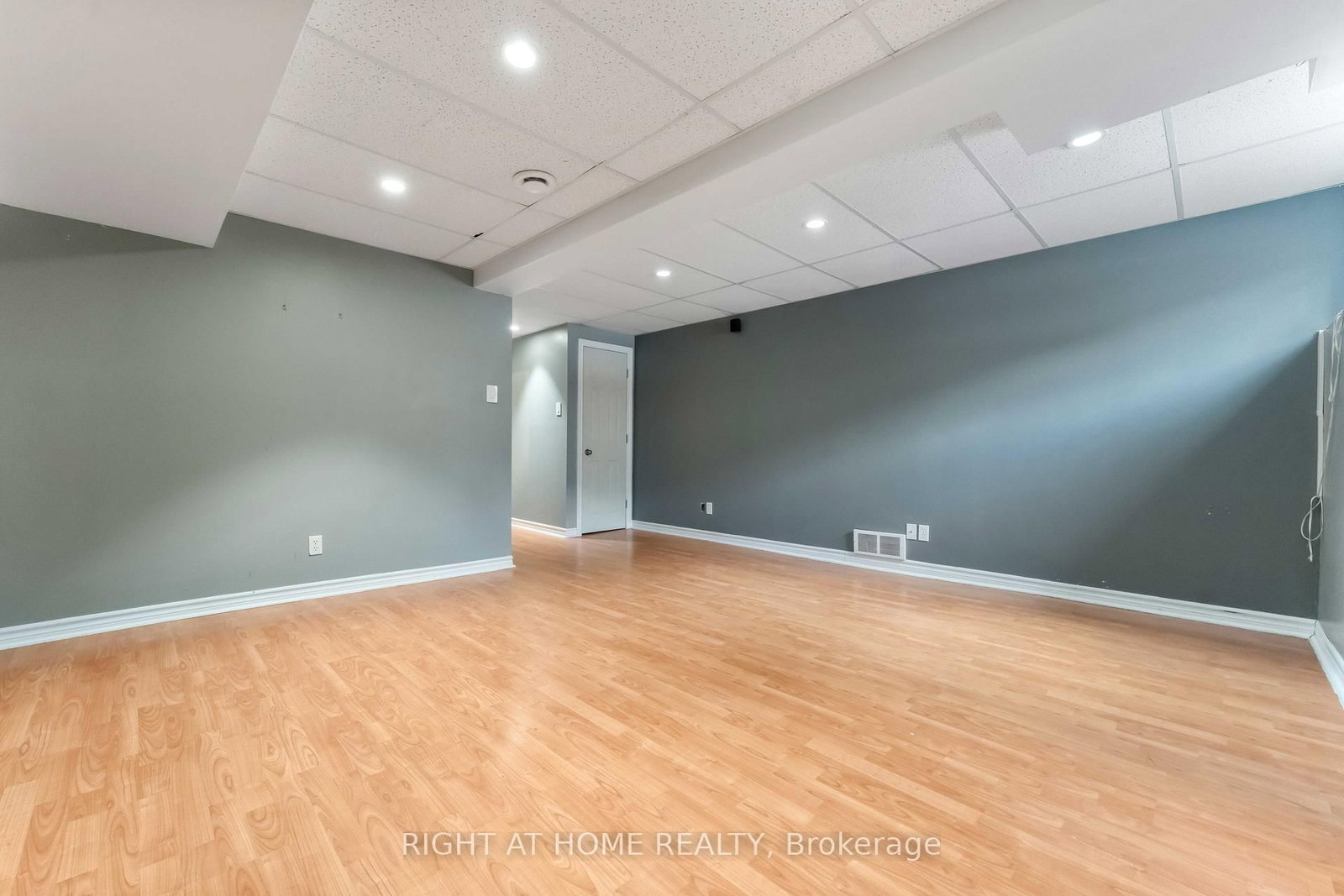 70 Halley Street - Photo 27