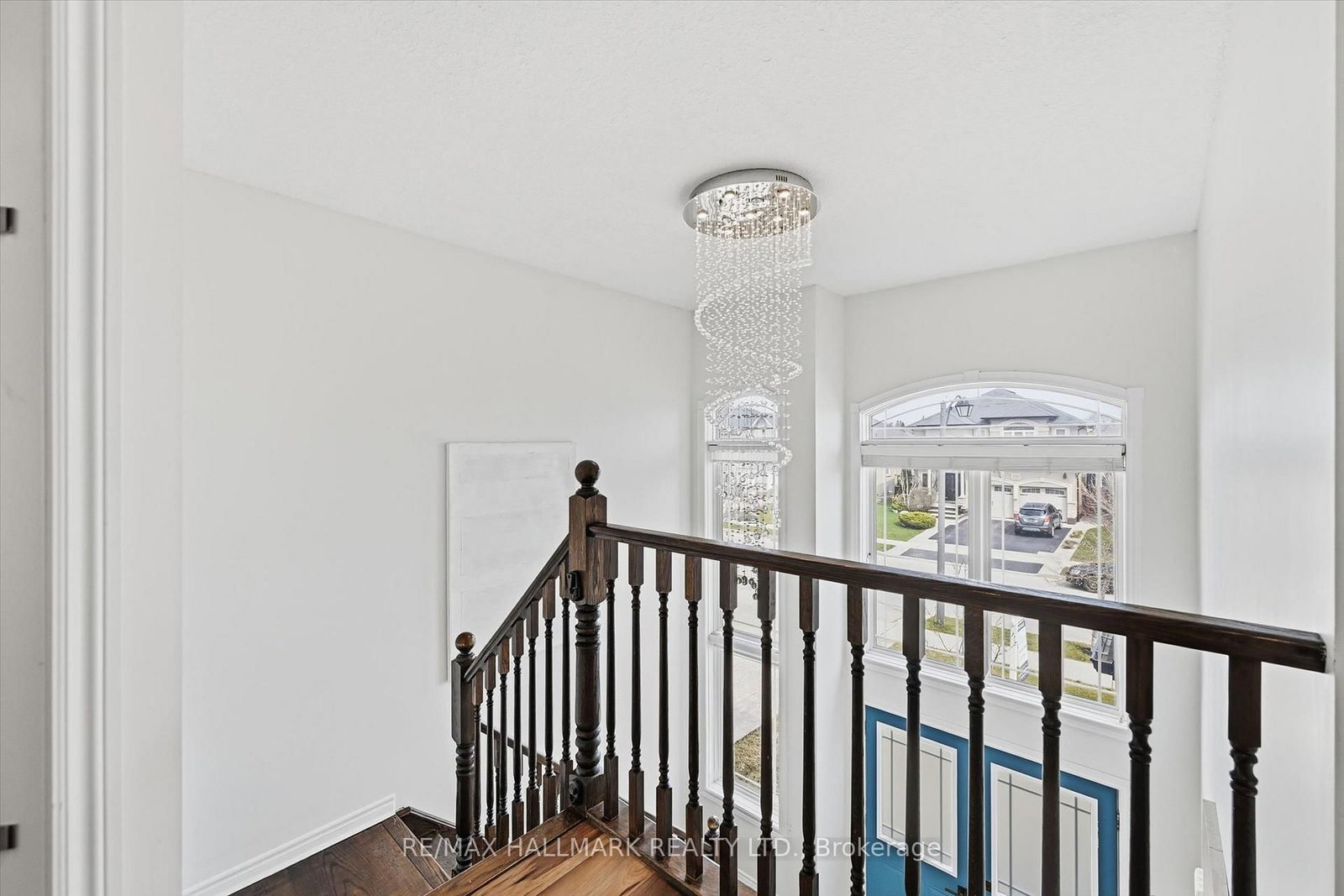 Detached House for sale at 1334 Upper Paradise Road, Hamilton, Ontario, L9B 0C3 - Carpenter - MLS: X12986340