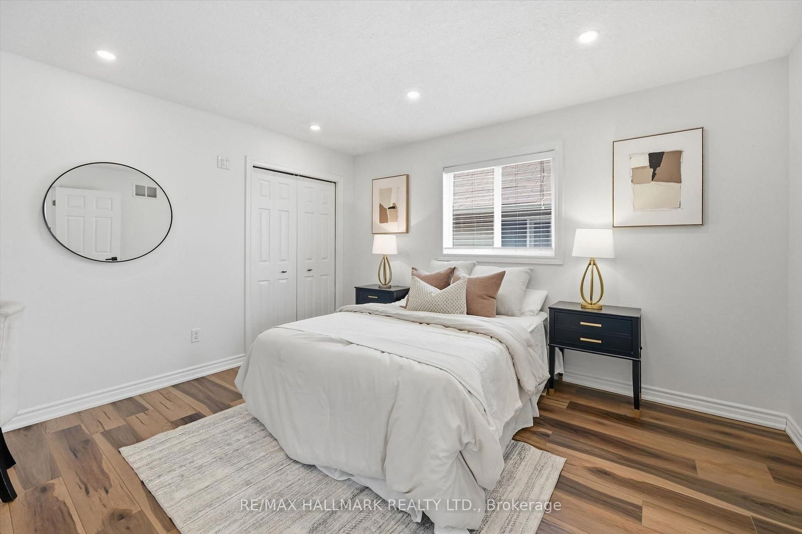 Detached House for sale at 1334 Upper Paradise Road, Hamilton, Ontario, L9B 0C3 - Carpenter - MLS: X12986340