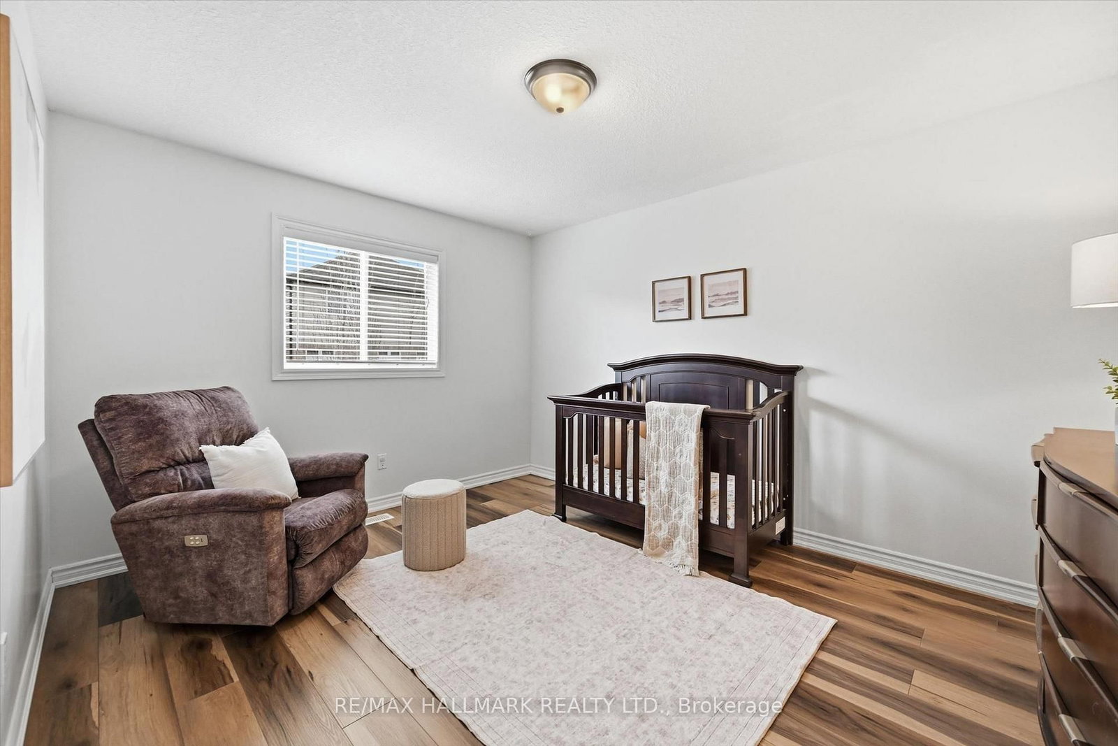 Detached House for sale at 1334 Upper Paradise Road, Hamilton, Ontario, L9B 0C3 - Carpenter - MLS: X12986340