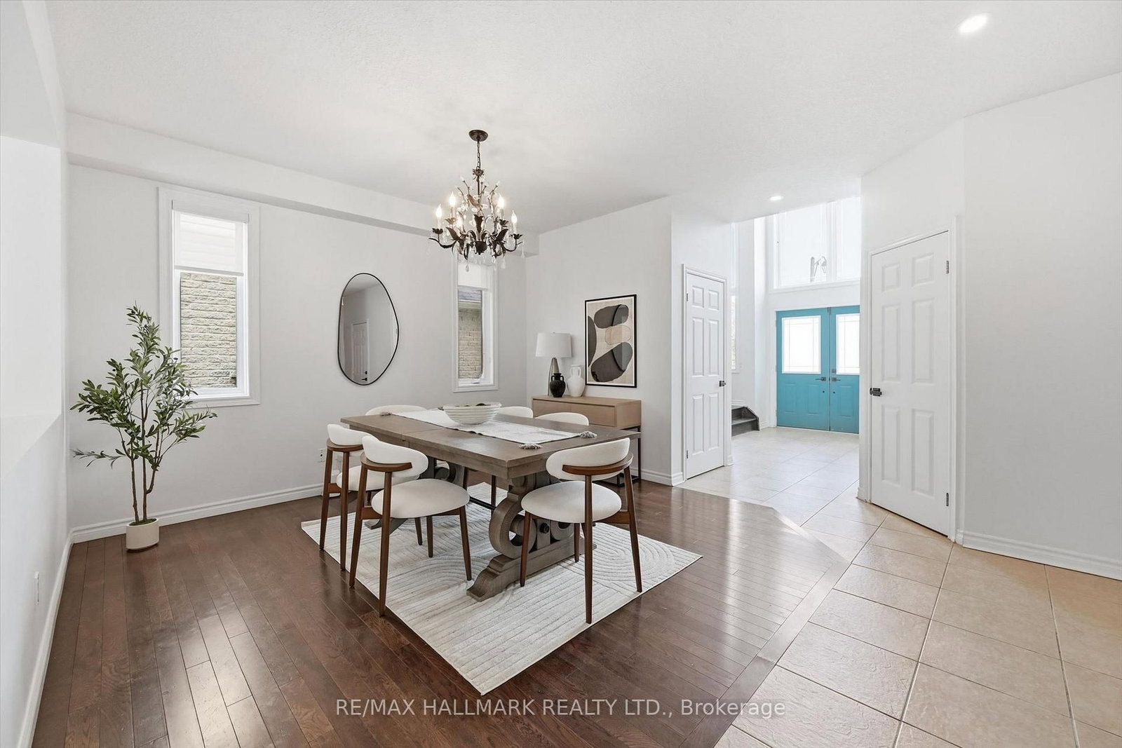 Detached House for sale at 1334 Upper Paradise Road, Hamilton, Ontario, L9B 0C3 - Carpenter - MLS: X12986340