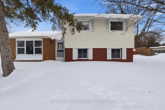 400 Midwood Crescent